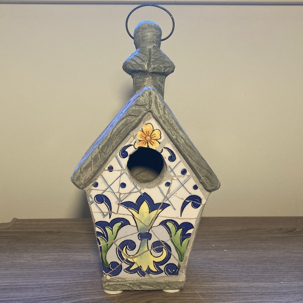 Decorative mosaic Ceramic cement Birdhouse with Floral Design